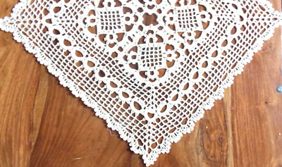 Napperon Rond Crocheté Artisanal - Sylvette Raisonnier - Écru 33 Cm - Fait Main France
