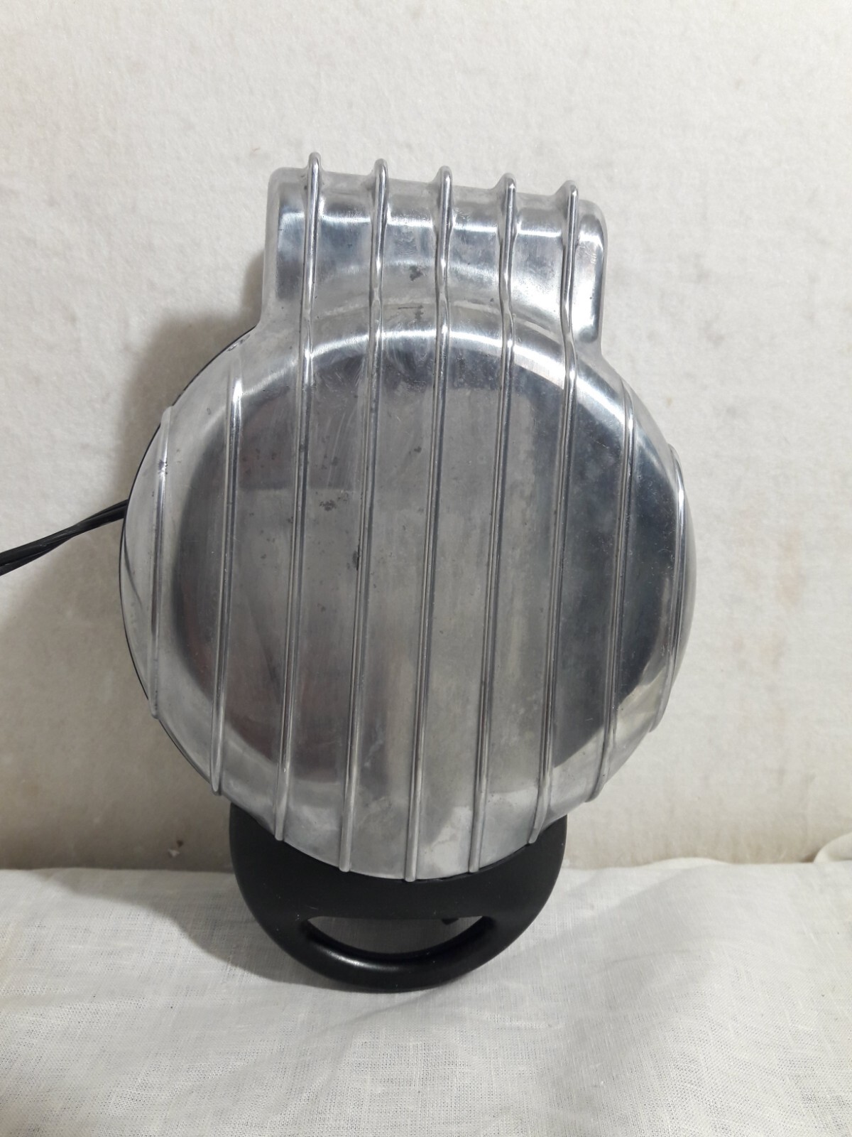 VillaWare Belgian Waffle Maker Uno Boat Waffler Model 2007 Tested