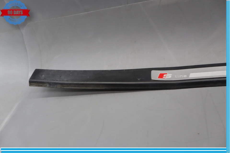 09-13 Audi A3 Preium Frontal Derecho Pasajero Lado Exterior Alféizar Tira Fabricante Original Foto 2 de 4