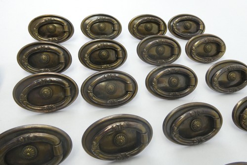 Set 30 Vintage Brass Plated Metal Oval Decorative Furniture Dresser Drawer Pulls - Picture 7 of 19