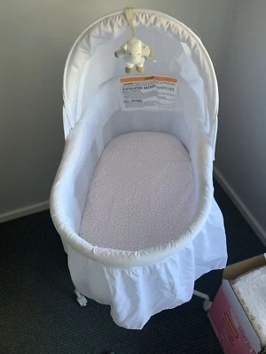 gumtree bassinet