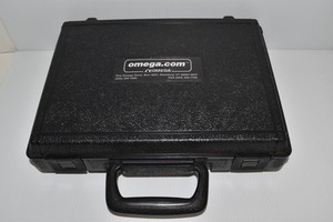 Omega CL25 Precision Temperature Calibration Meter -LOADED W/ ACCESSORIES(WSA54)