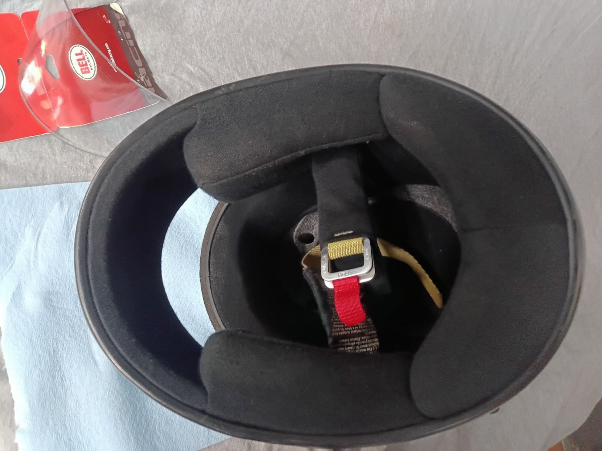 bell auto helmets sa2010 Bell Racing Helmets Sport SA2010 59 medium with extra shield/visor Nice  helmet