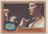 1977 Topps Star Wars The Princess Gets the Brush! #325 oi7