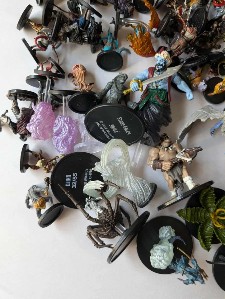 Dungeons and Dragons 71 Prepainted Miniatures Lot D&D WOTC. Wizards of The Coast - Image 2 of 4