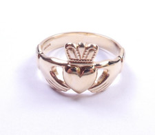 Gold ring 9 carat yellow Claddagh Irish wedding size V heavy 6.5 grams