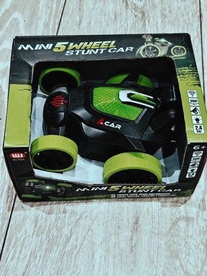 WJ Tech Mini 5 Wheel Stunt Car RC 2,4GHz - grün ferngesteuertes Spielzeug verpackt