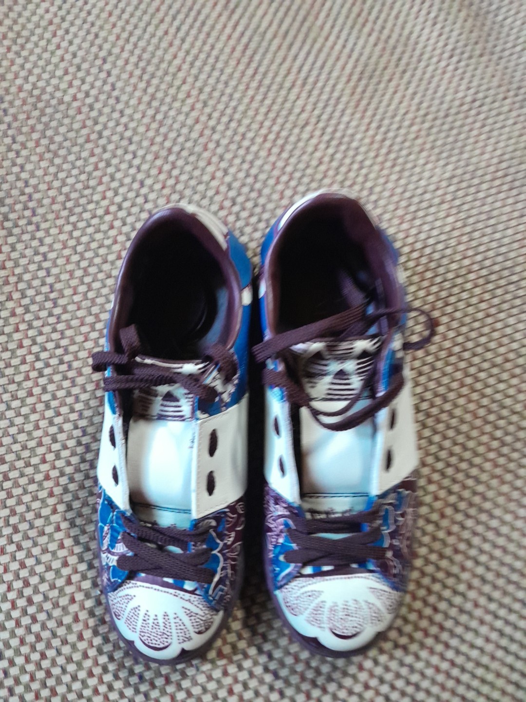 Valentino Rockstud Multicolor Floral Printed Leather Low Top Sneakers Size 35.5 thumbnail 4