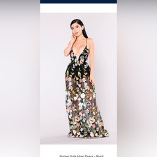 Fashion Nova Floral Black Maxi Dress