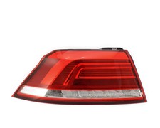 VW Passat B8; Heckleuchte aussen rechts; Rückleuchte; ab 11/14-; 195290