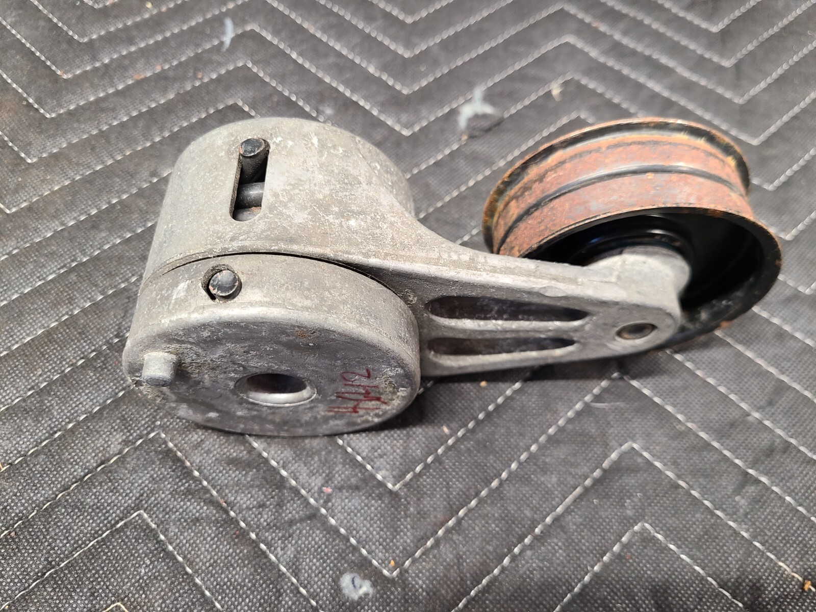 86 8793 Ford Fox Body Mustang 5.0L 302 OEM Serpentine Belt Tensioner