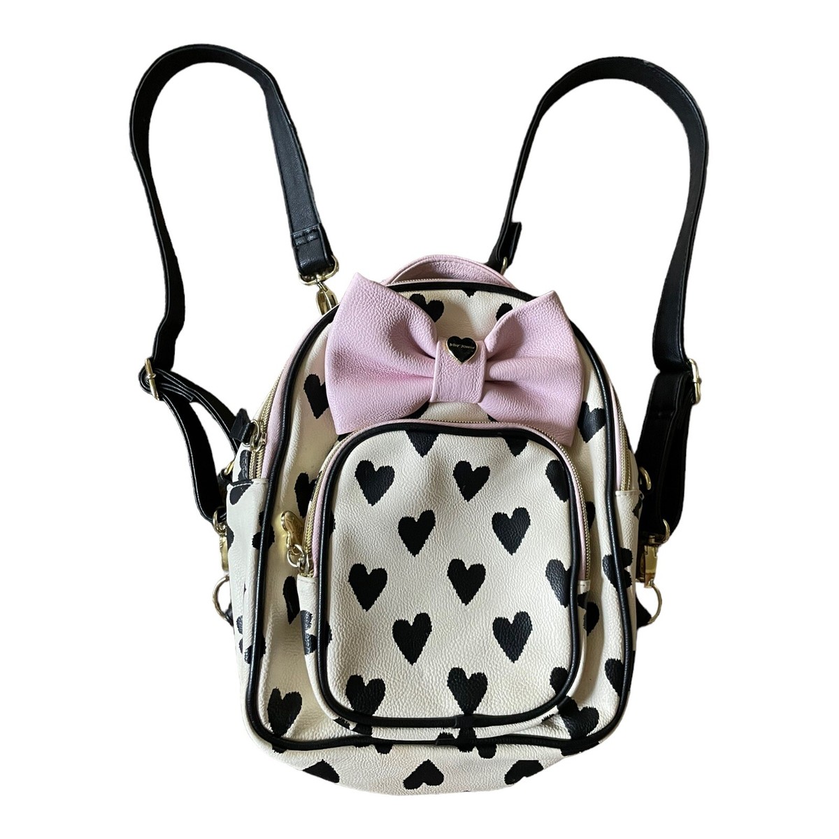 Betsey Johnson Black Hearts and Bow Mini Backpack with Gold Hardware 8.5 BETSY JOHNSON KITSCH BACKPACK – Paasolainen main image 4