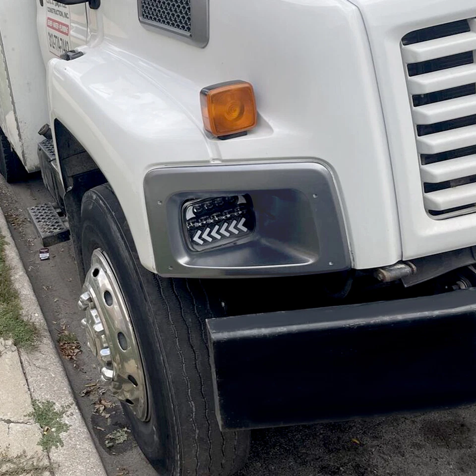 Headlight Bezel Trim Set For Chevy Chevrolet C7500 Kodiak C8500 GMC C6500 03-09 - Image 2 of 4