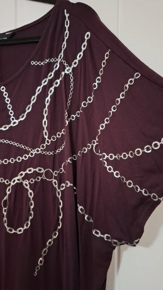 LADIES YOURS LONG PLUM/PURPLE CHAIN PATTERN PULLOVER TUNIC TOP SIZE 26/28 - Image 2 of 3