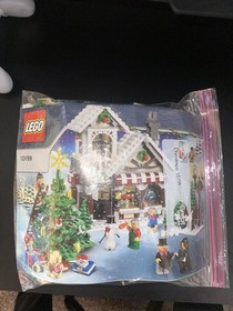 LEGO Winter Village Toy Shop 10199 Complete Retired Set