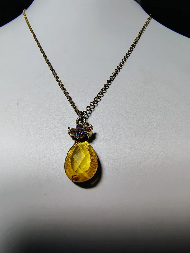 Collar colgante lágrima vidrio amarillo 1928 joyería pedrería aurora pedrería Foto 3 de 4