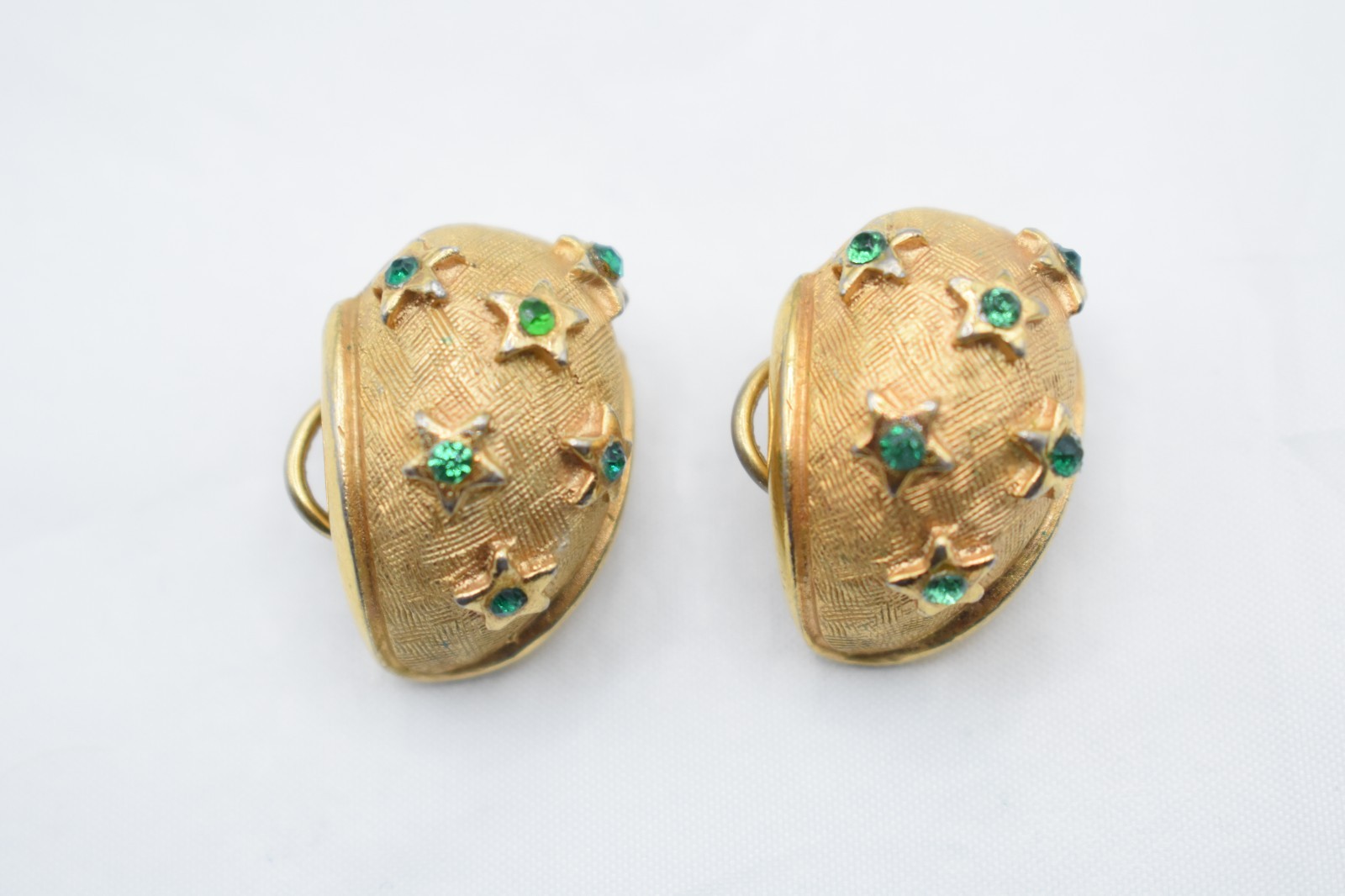 Vintage Napier Pat Pend Gold Tone Green Rhinestone Clip Earrings Mid Century