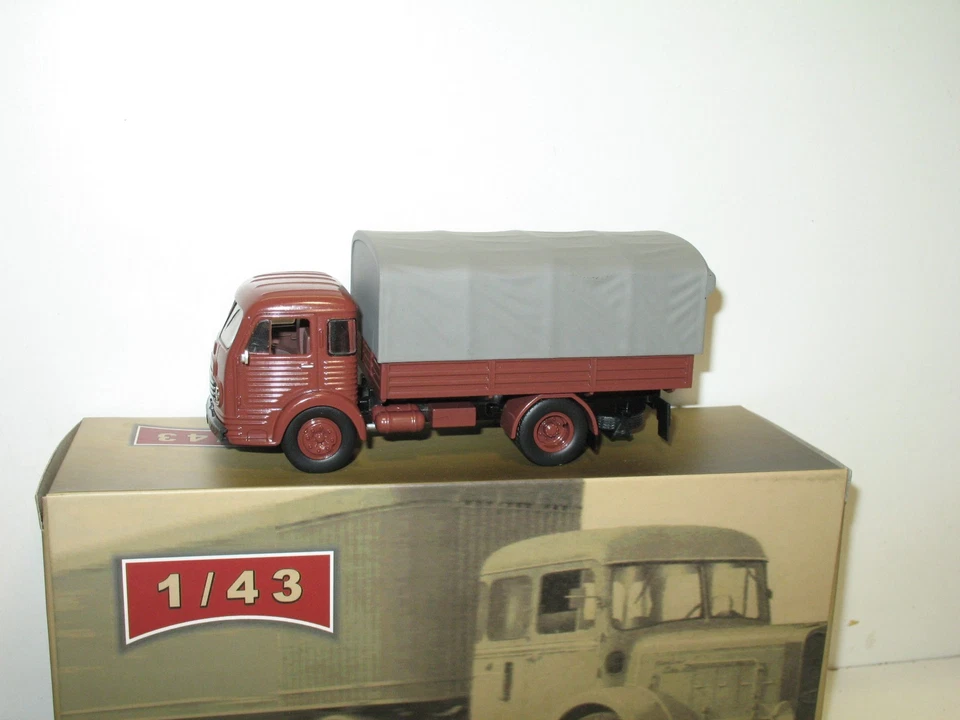 1:43 Altaya, SIMCA CARGO Piattaforma Coperta, Camion D'Altro Tempo - Immagine 2 di 3