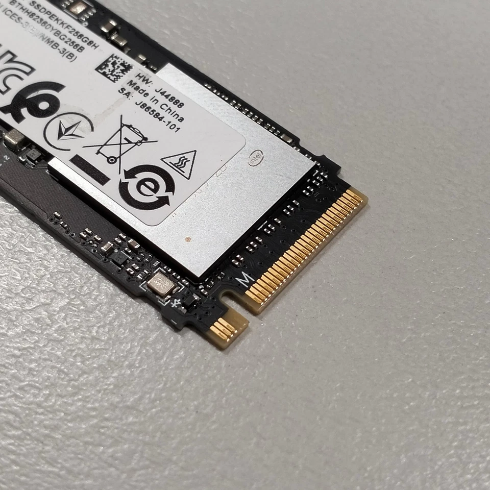 Intel SSDPEKKF256G8H 256GB M.2 2280 PCIe NVMe TLC SSD L09162-002 915929-001 - Image 3 of 4