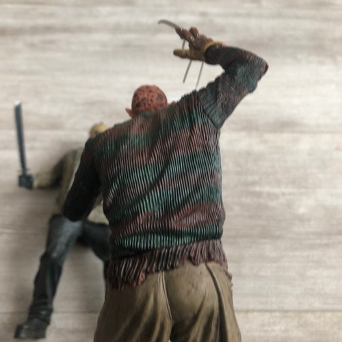 2004 Neca Reel Toys Freddy vs Jason Deluxe Box Set in Original package - Picture 14 of 20