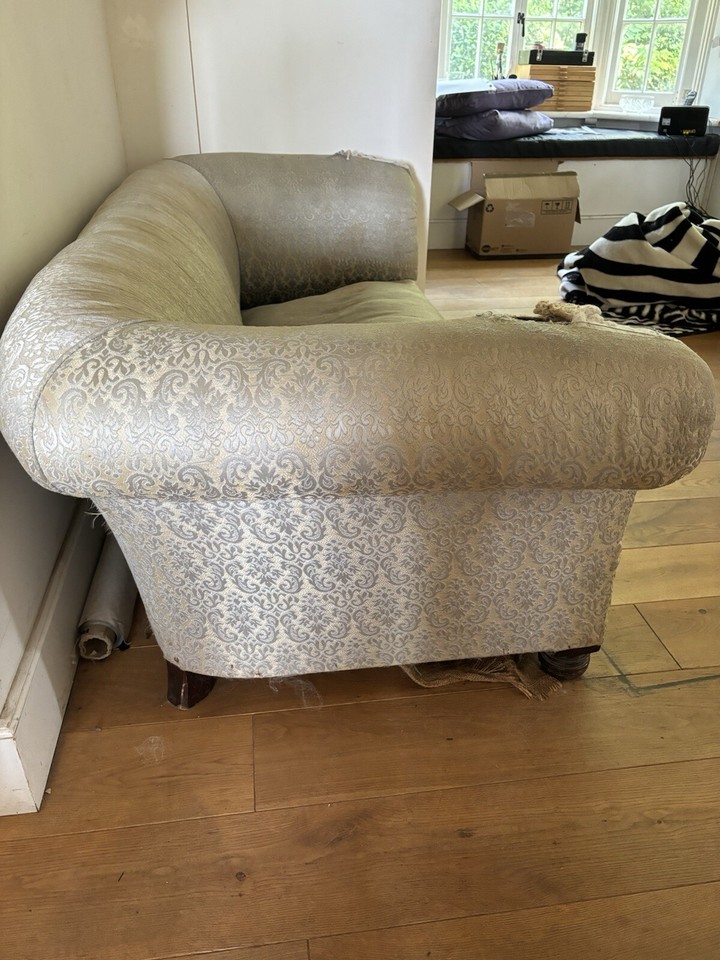 LARGE VICTORIAN CHESTERFIELD SOFA needs TLC eBay