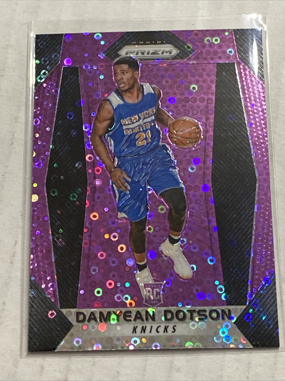 2017-18 Panini Prizm DAMYEAN DOTSON Fast Break Disco SP Purple /75 KNICKS #272!