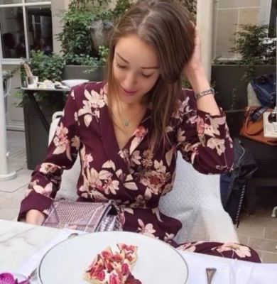ZARA JUMPSUIT MIT BLUMENDRUCK GRÖSSE MEDIUM UVP 69,99 £