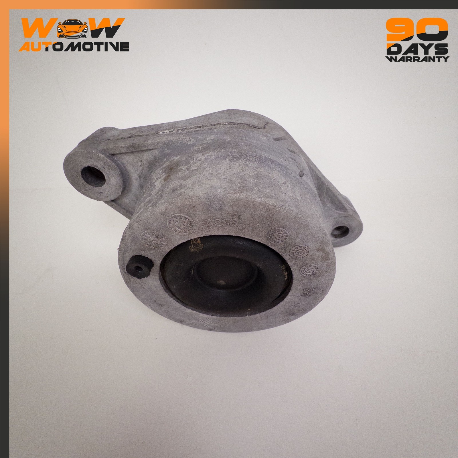 13-19 MASERATI GHIBLI QUATTROPORTE LEFT RIGHT ENGINE MOUNT BRACKET SET OEM