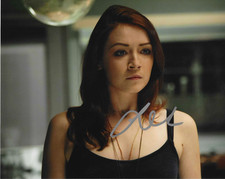 * SARAH BOLGER * signed 8x10 photo * THE LAZARUS EFFECT * COA *