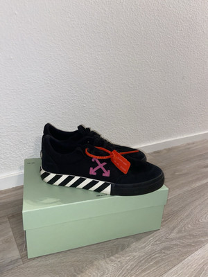 Off-white Low Vulcanised