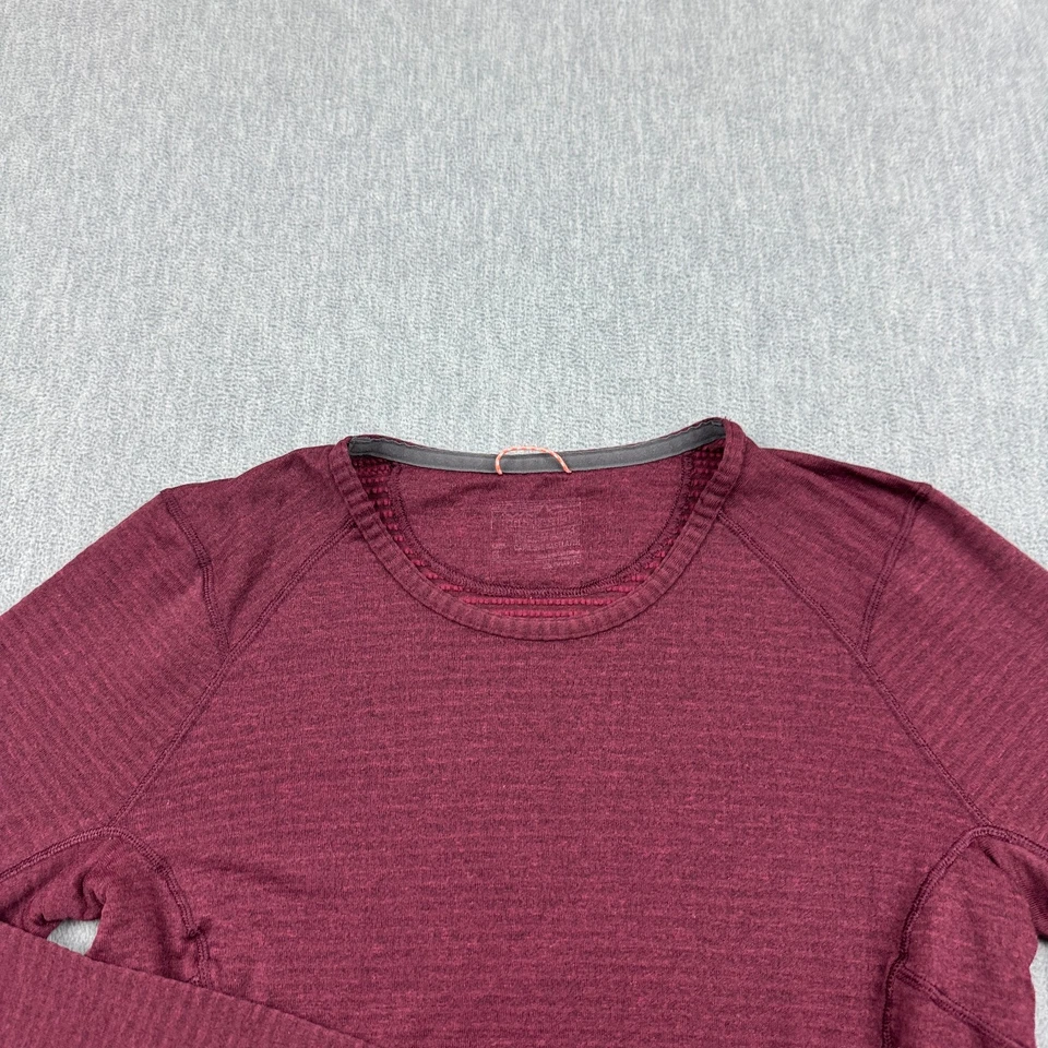 Camisa Patagonia Mujer Pequeña Granate Capilene Peso Térmico Cuello Redondo Capa Base Foto 2 de 4