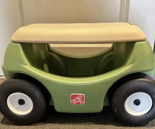 Step2 Garden Hopper Utility Cart Garden Seat