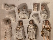 10 piece Porcelain Nativity Set White with go...