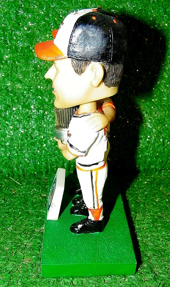 Rochester Red Wings Cal Ripken Jr Altobelli Bobblehead 1983 Word Series Orioles Foto 3 de 4