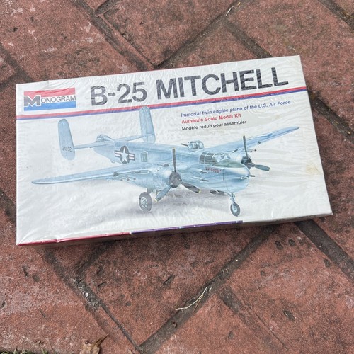 Monogram B-25 Mitchell Aircraft Plastic Model Kit 6819 Brand New Sealed ...