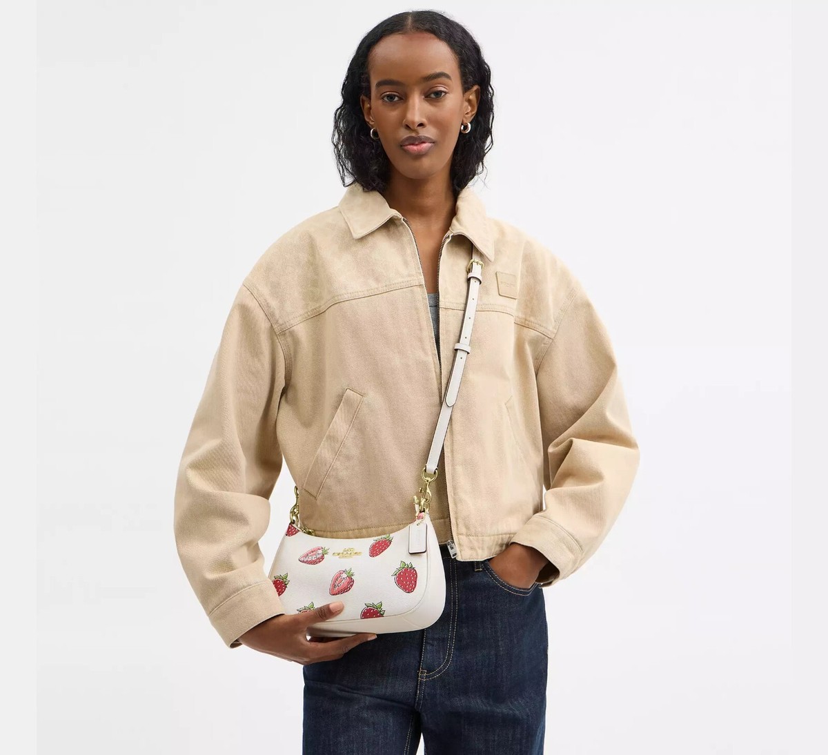 NWT Coach Teri Shoulder Bag With Strawberry Print CAL62 | eBay