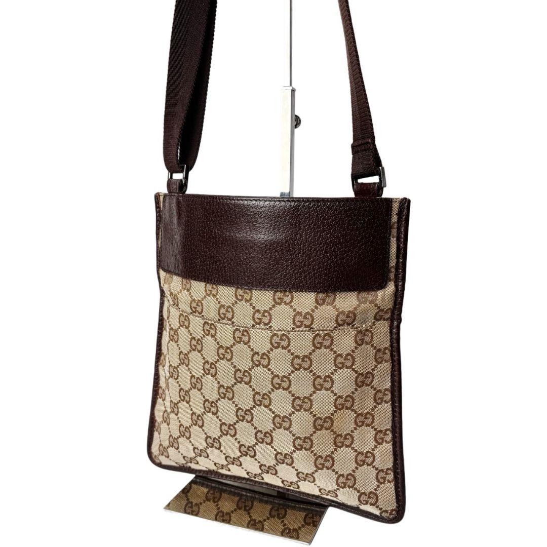 Preowned Gucci GG Canvas Crossbody Bag 10.5 x 9.4 Inches