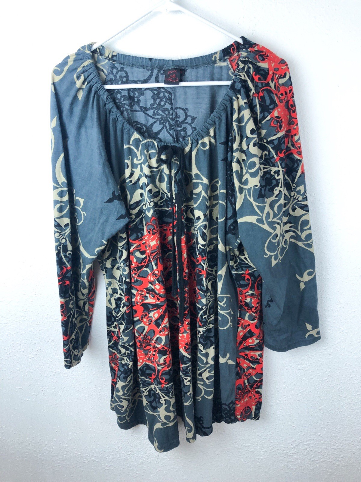 Aller Simplement Tunic Top 2X Gray Red Black Patt… - image 1