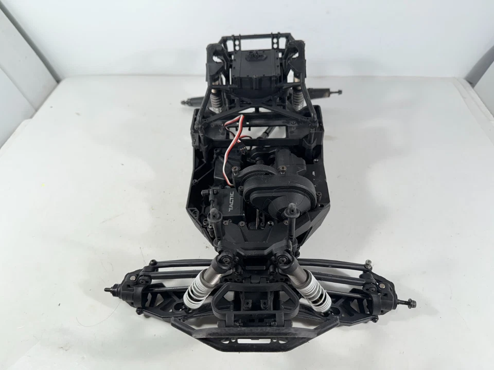 Axial Yeti 380 1/10 4x4 RC Rock Racer Roller Slider Chasis Golpeado, Ver Imágenes Foto 2 de 4