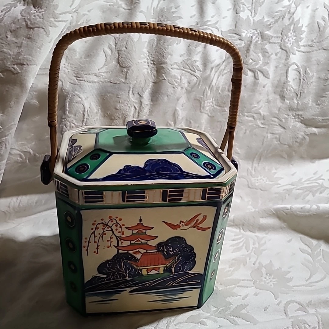 Japan Biscuit Jar In Vintage Collectible Cookie Jars Pre-1970 for