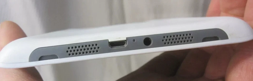 Barnes and Noble Nook  Book Reader (White) Tested & Working - Image 3 of 3