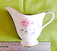 Creamer by Seyei China Roselands Pattern 4" Tall 8 Ounces Ex Condition 