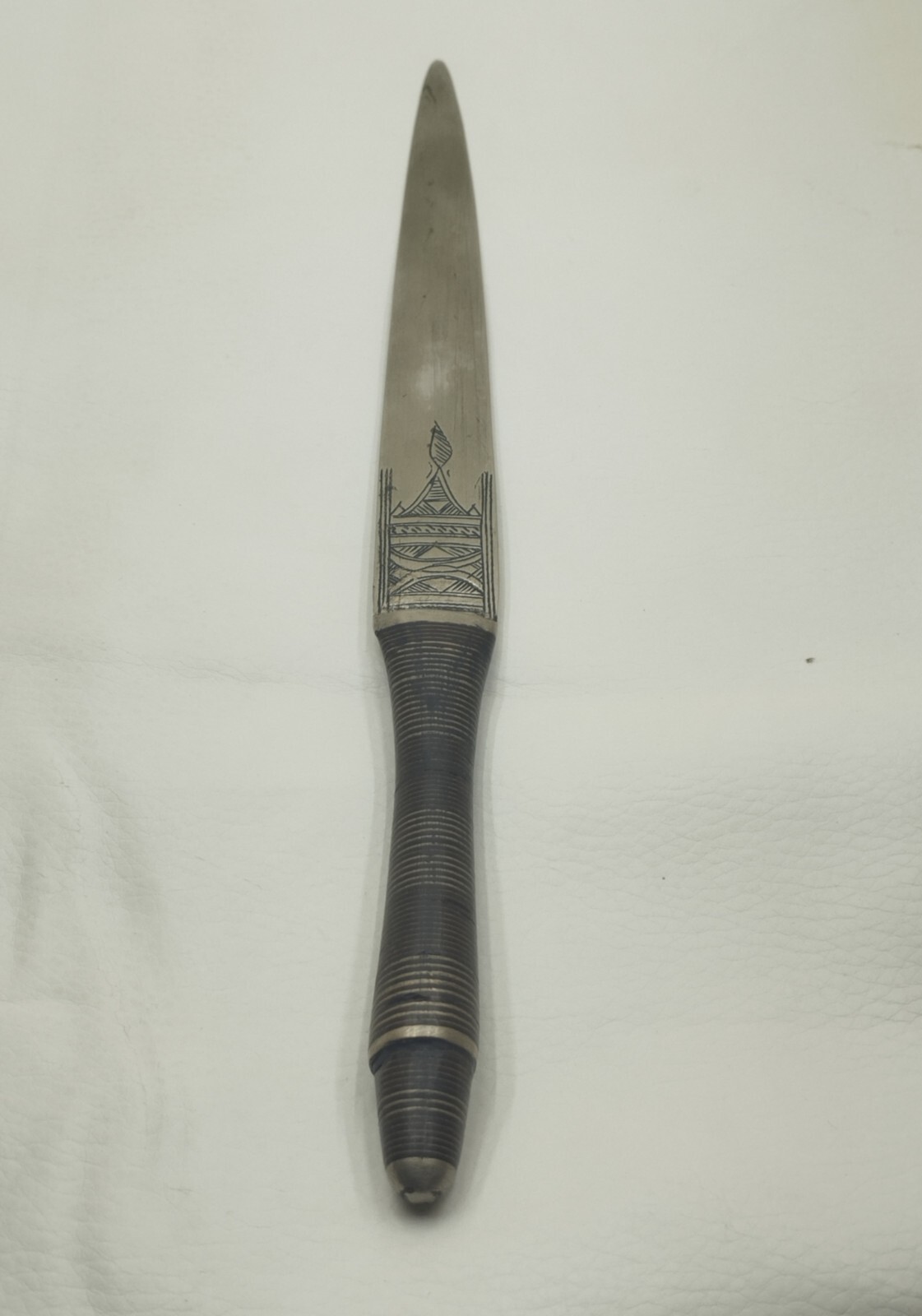 Vintage Tribal Ethnic African Congolese Engraved Dagger Knife With Horn Handle