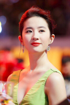 Foto von Liu Yifei Foto 20x30 cm ohne Autogramm 2