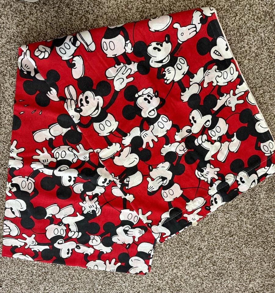 Vintage Mickey Mouse Disney Twin Sheet Set Black/Red Fitted Flat Pillow Cases - Image 3 of 4