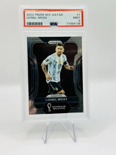 Panini 2022 Prizm FIFA World Cup Qatar Lionel Messi #7 PSA 9