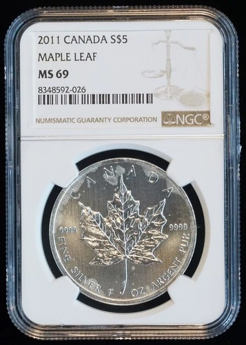 2011 Canada $5 Maple Leaf Silver 1 ozt NGC MS69 MS 69 TOP POP NONE HIGHER