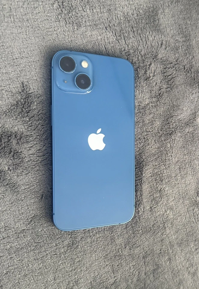 Apple iPhone 13 · 128GB, Foto 1 von 5