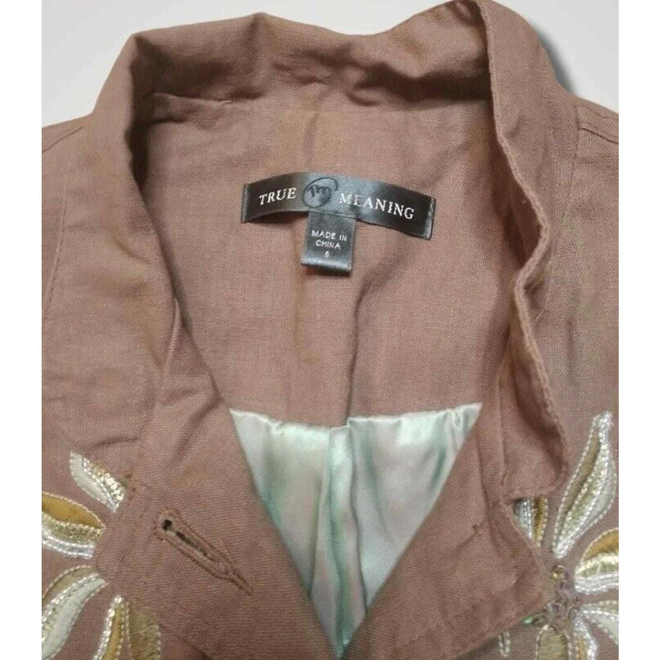 Chaqueta True Meaning Mezcla de Lino Floral Bordada Tostada Talla Pequeña Foto 4 de 4