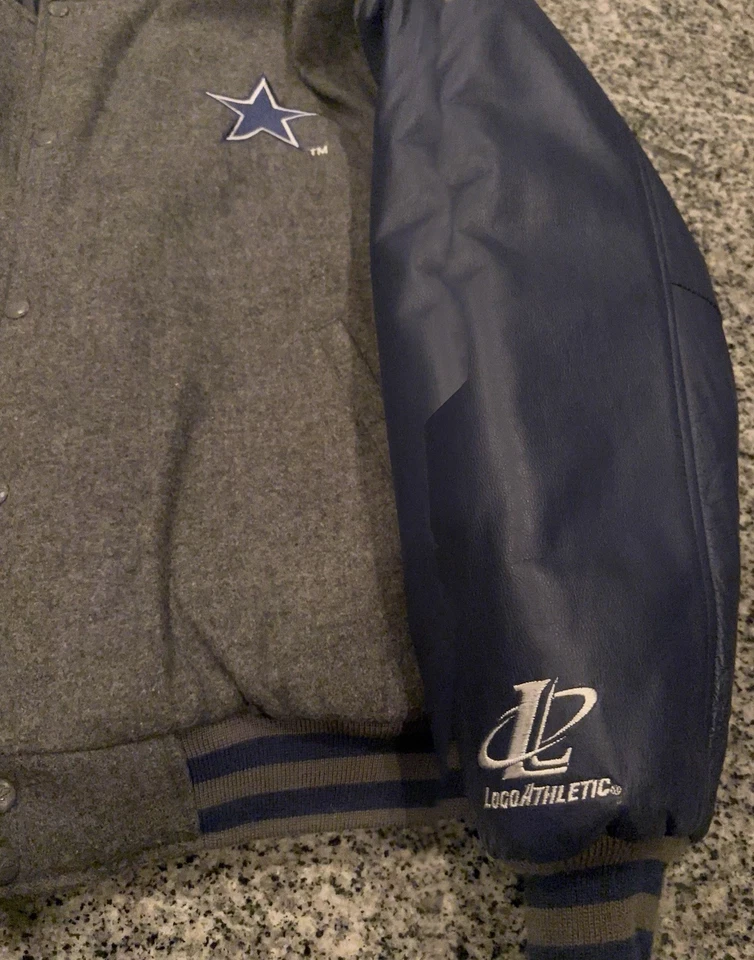 Dallas Cowboys Varsity Jacket  Large Wool Leather logo athletic  NFL  - Image 3 of 4